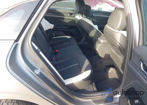 2026 Kia K5 Gt-Line Fwd z USA, uszkodzony, nr VIN KNAG64J71T5447389